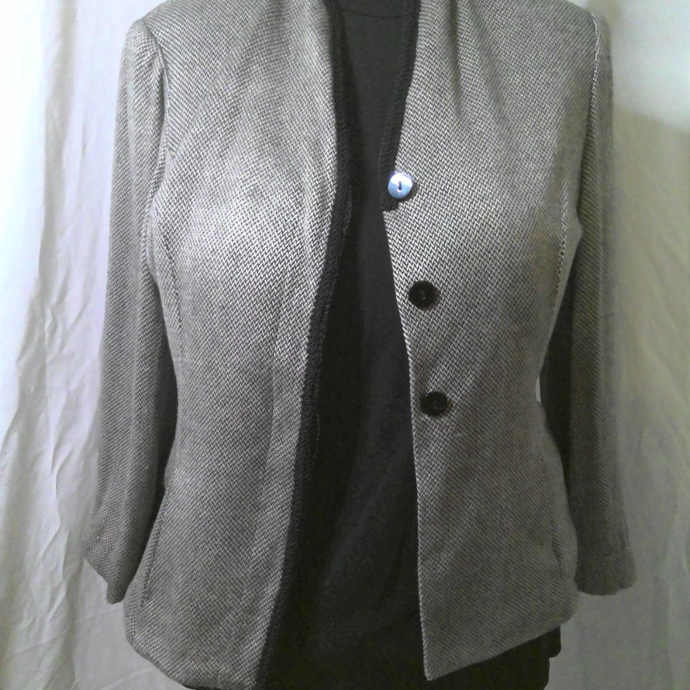 Versai Houndstooth Hidden Buttons Pant Suit Sz 12